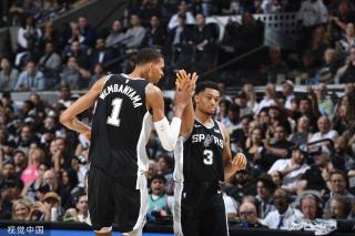 更是库里职 更是库里职